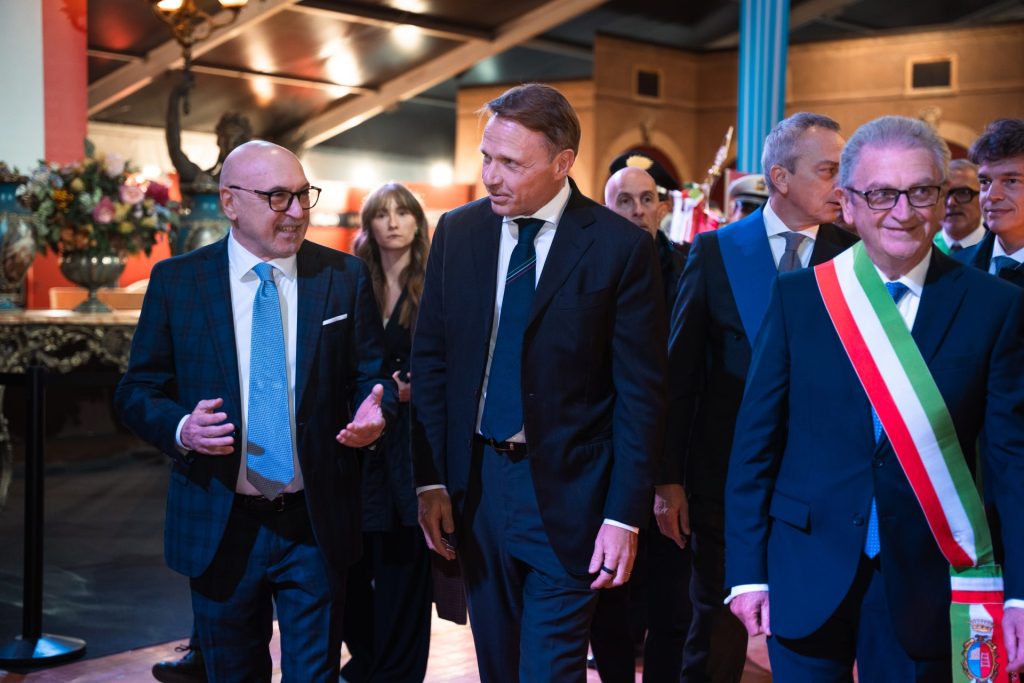 Il Presdiente Roberto Venturi con il Ministro Francesco Lollobrigida e il Sindaco Luigi Mirandola